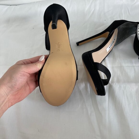 NINA BLACK HEELS WITH BEDAZZLED ANKLE DETAIL SZ 8 - Picture 7 of 7